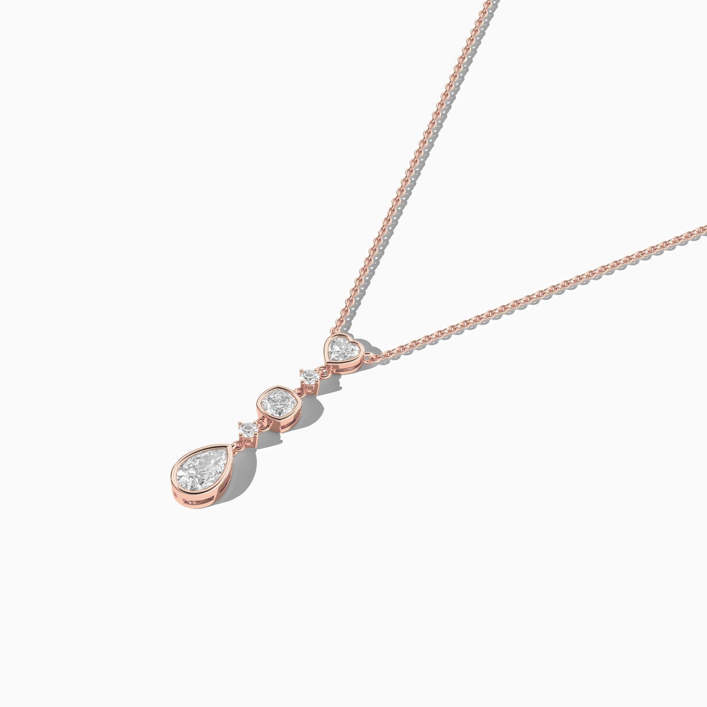 Rose gold plated necklace with heart-shaped diamond pendant