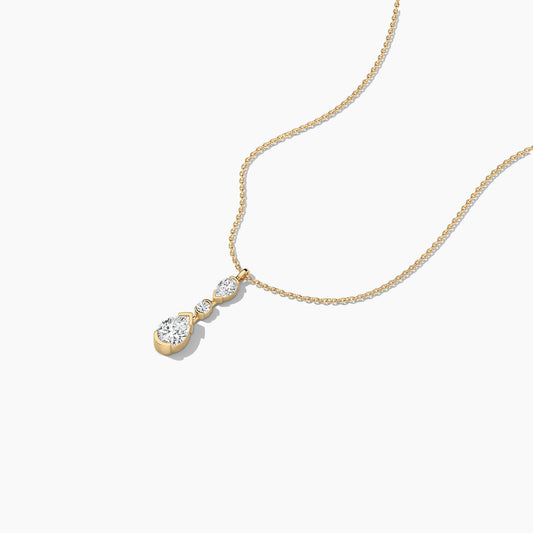 contemporary diamond necklace