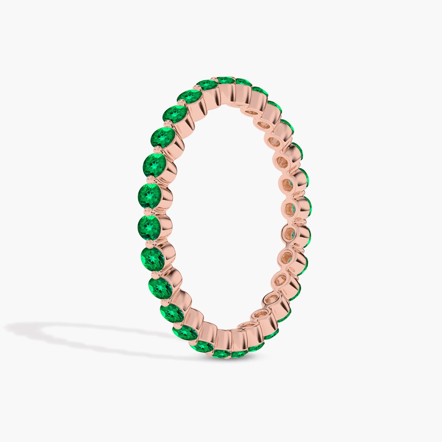 emerald finger ring