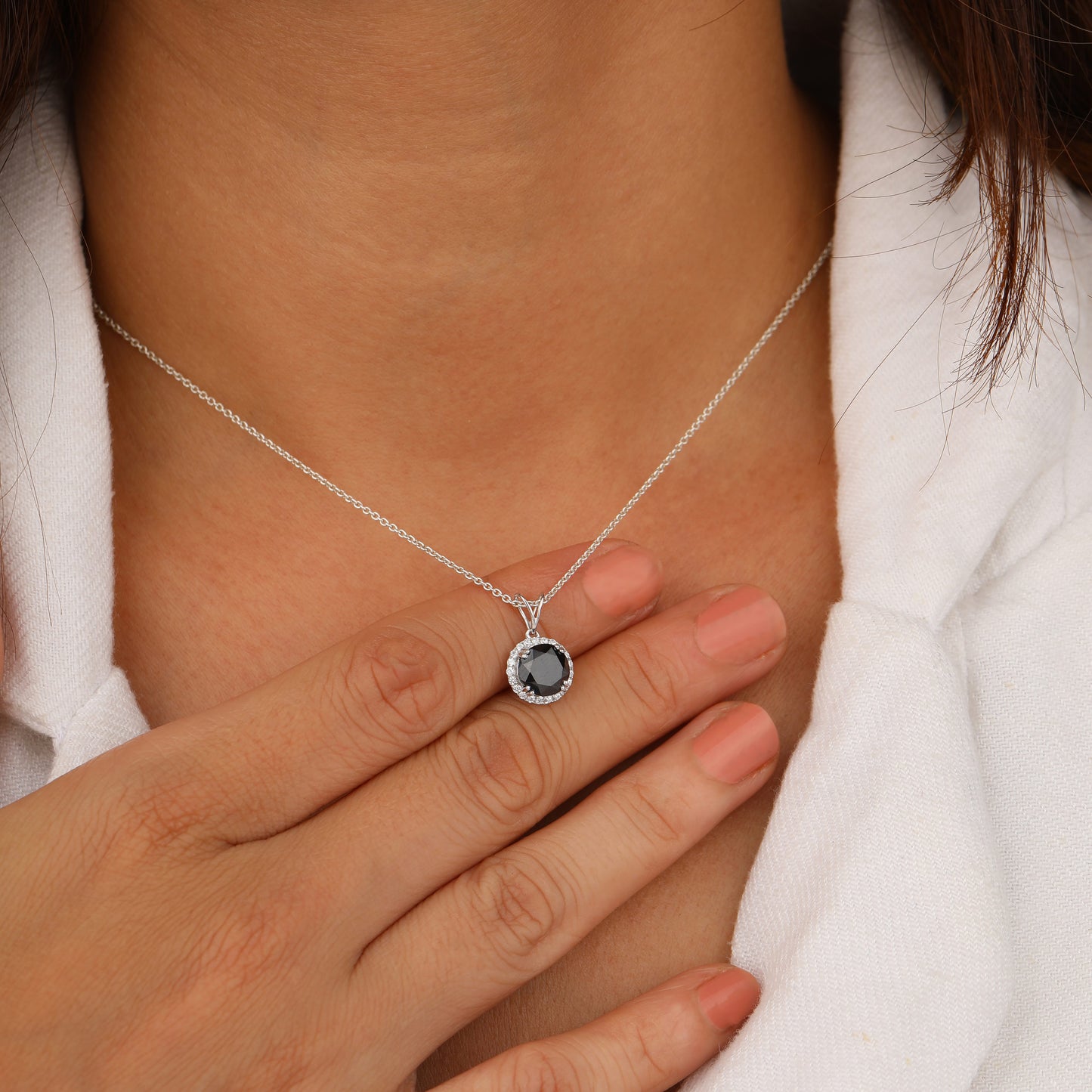 Black round diamond necklace