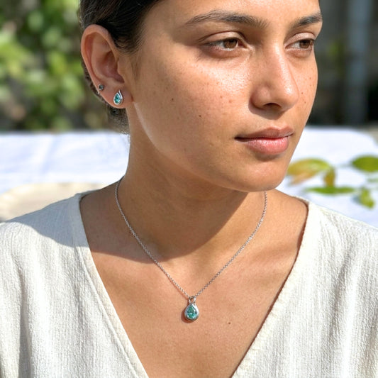 Blue diamond pendant