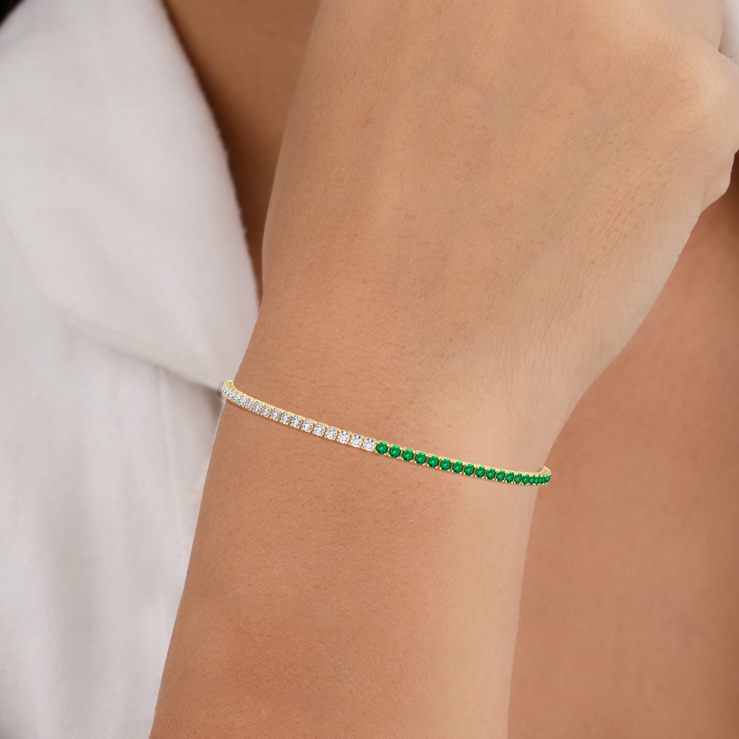 Tennis Bracelet Womens Green Diamonds