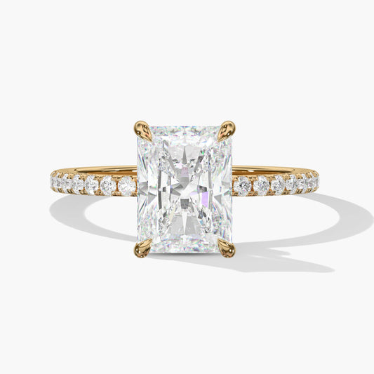 Radiant diamond ring