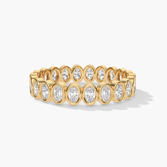 Oval diamond ring