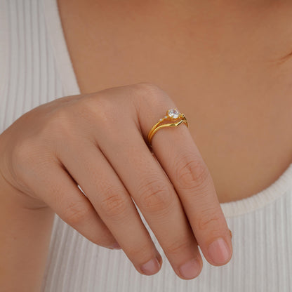 solitaire round diamond ring