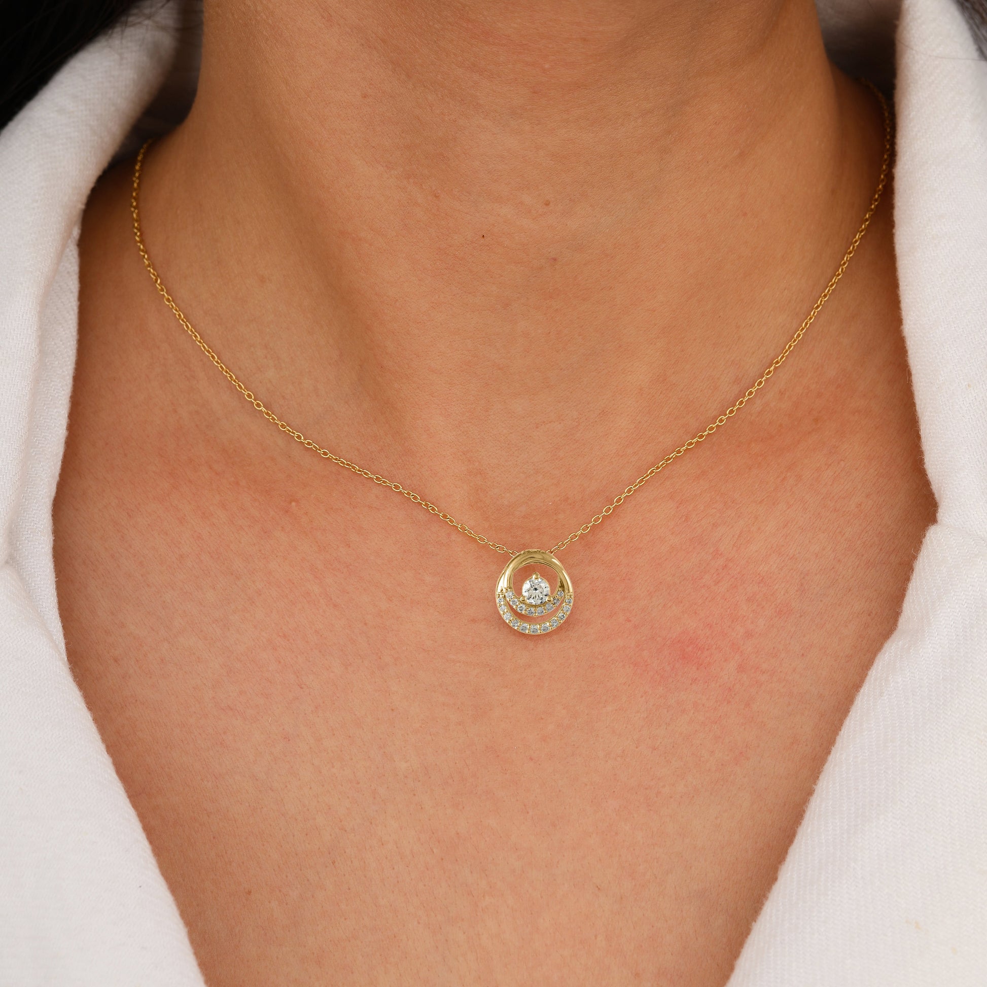 caratlane silver pendant