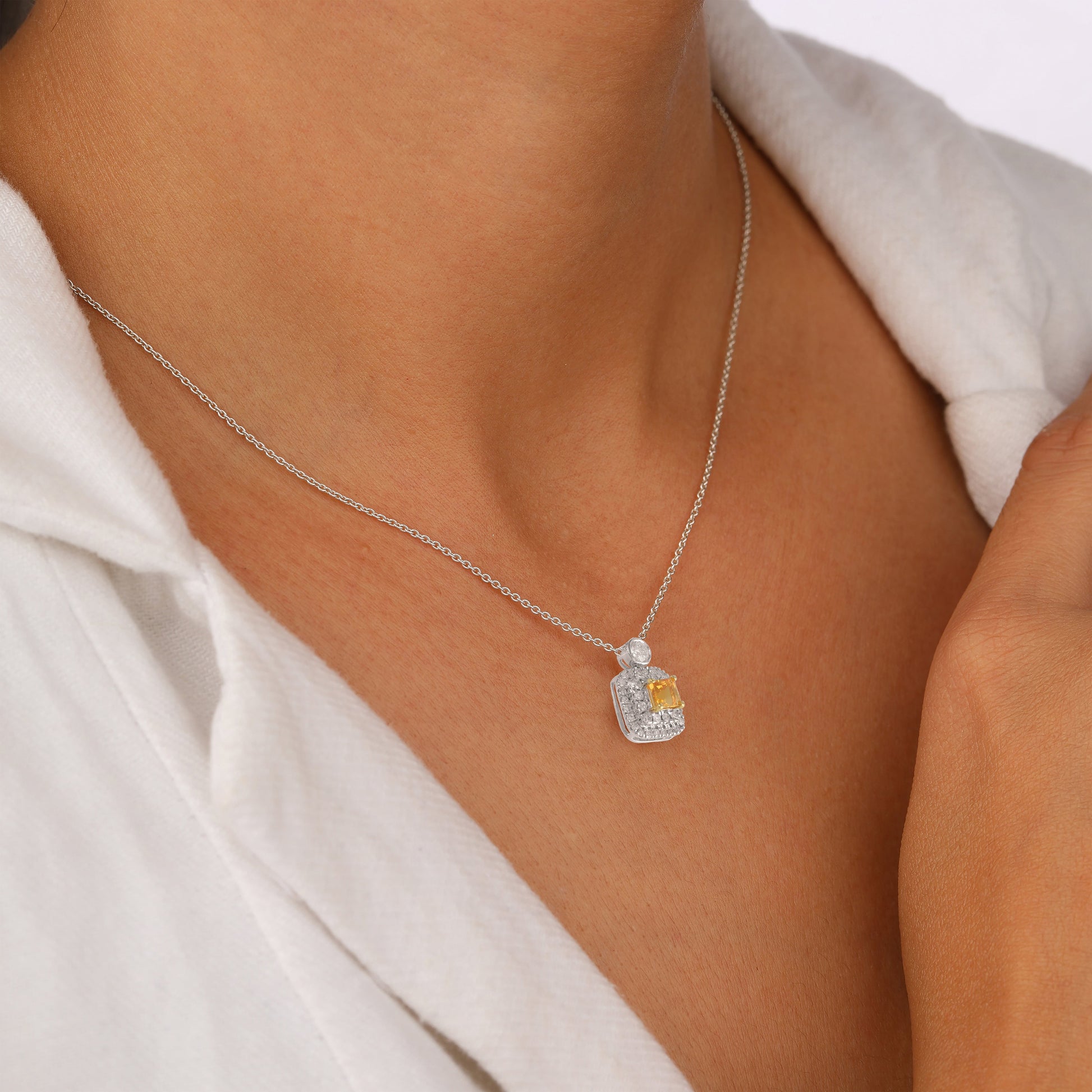 Yellow diamond pendant