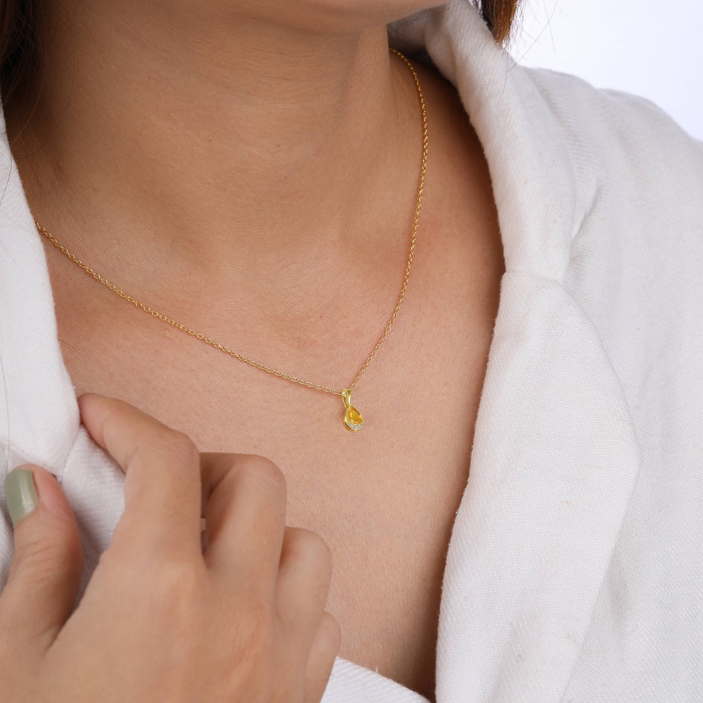 citrine stone pendant