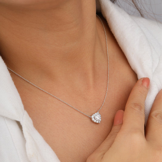 Silver necklace with a heart-shaped pendant 