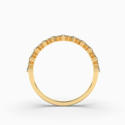 Gold ring with small diamonds 