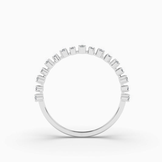 Silver ring with baguette cut diamonds 