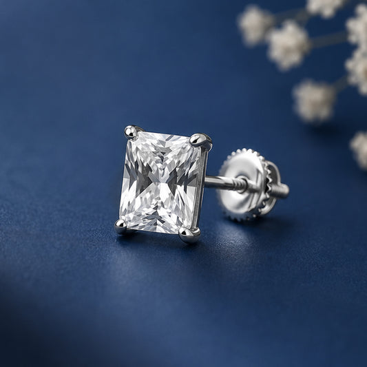 Diamond stud earring with radiant diamond
