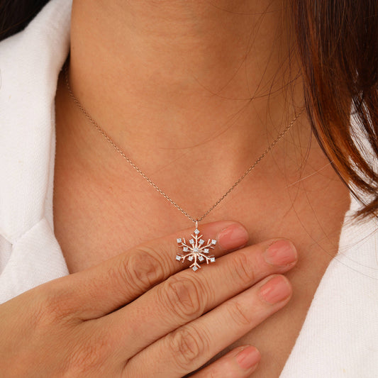 snowflake necklace​
