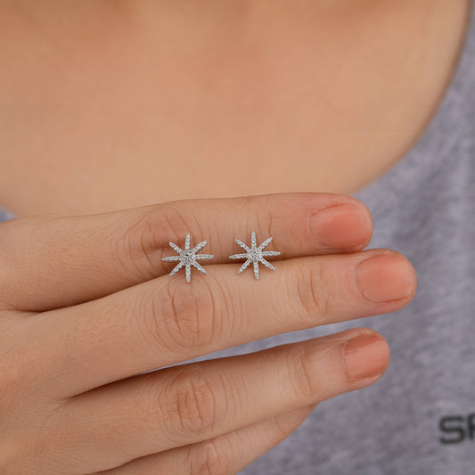 Star-shaped earrings