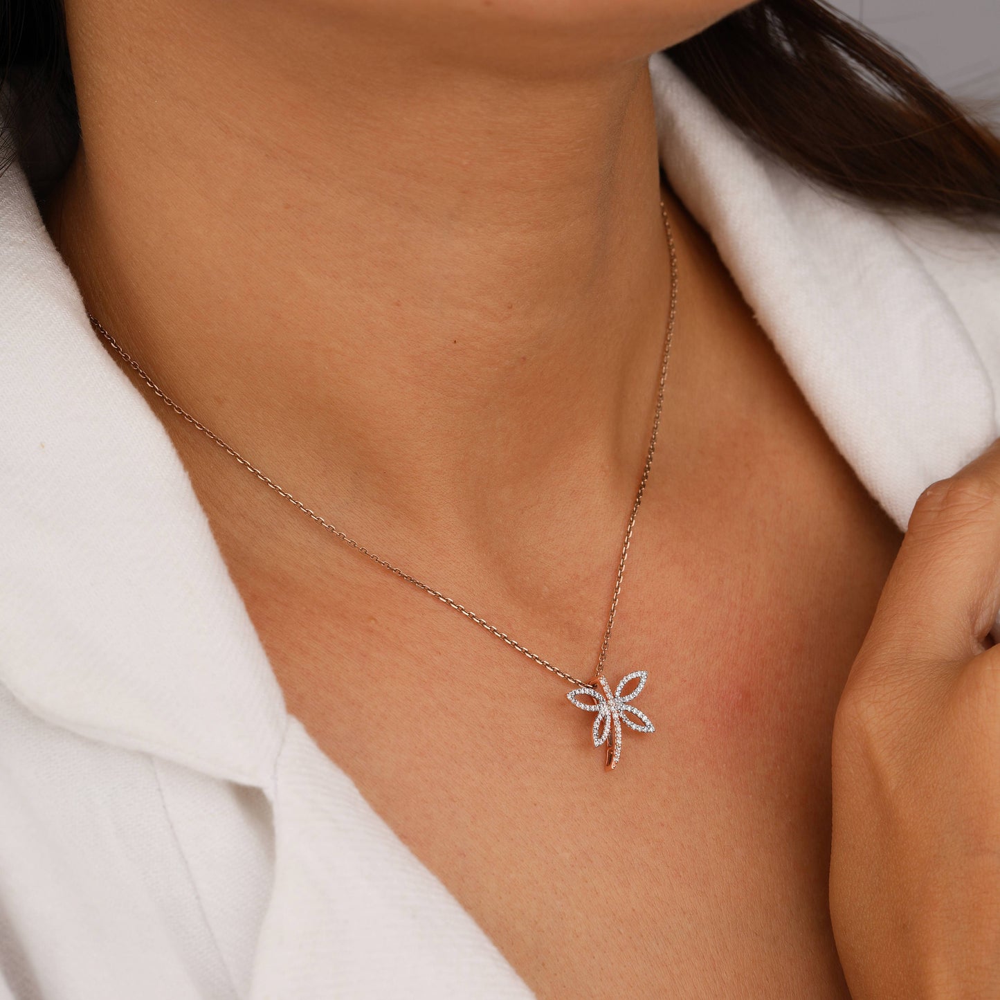 butterfly pendant necklace​
