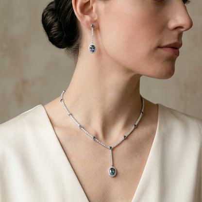 Silver heavy necklave with diamond