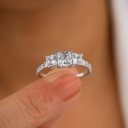 princess cut diamond ring