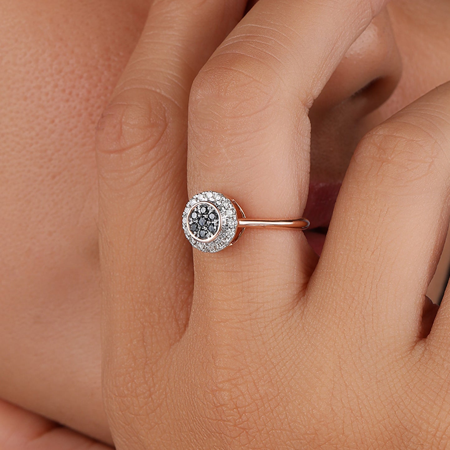 black diamond engagement rings​