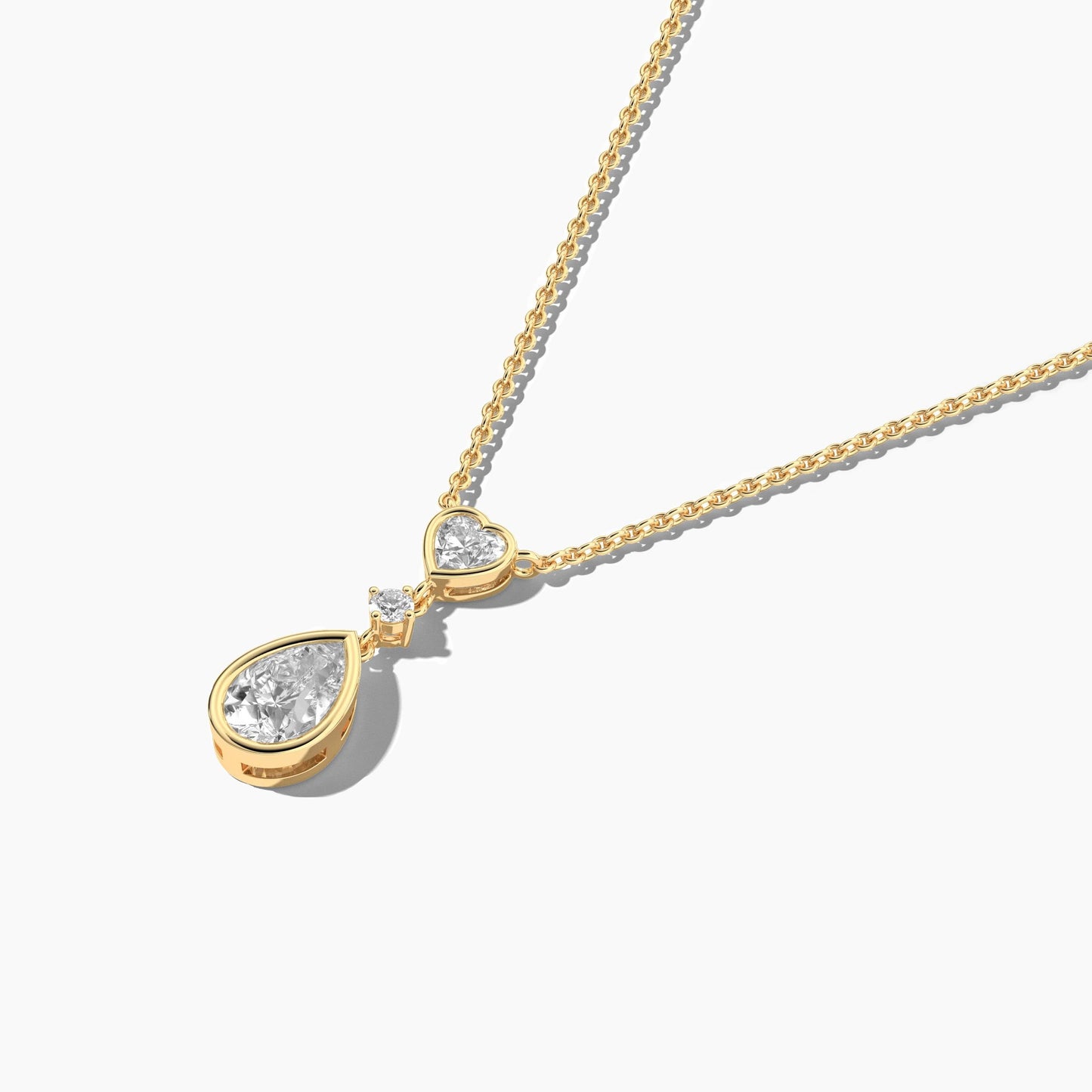 Gold plated necklace with a teardrop-shaped pendant 
