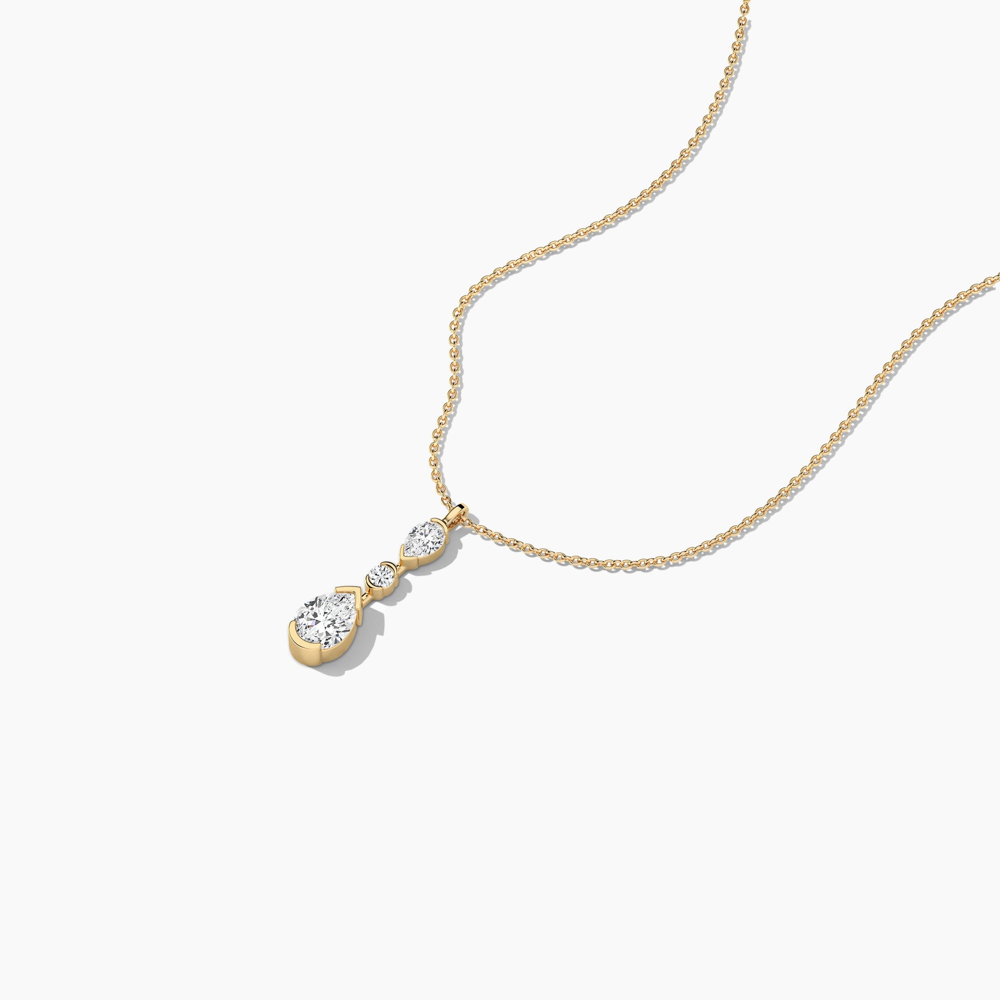 contemporary diamond necklace​