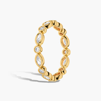 Gold ring with embedded diamonds 