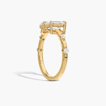 Gold ring with a diamond 