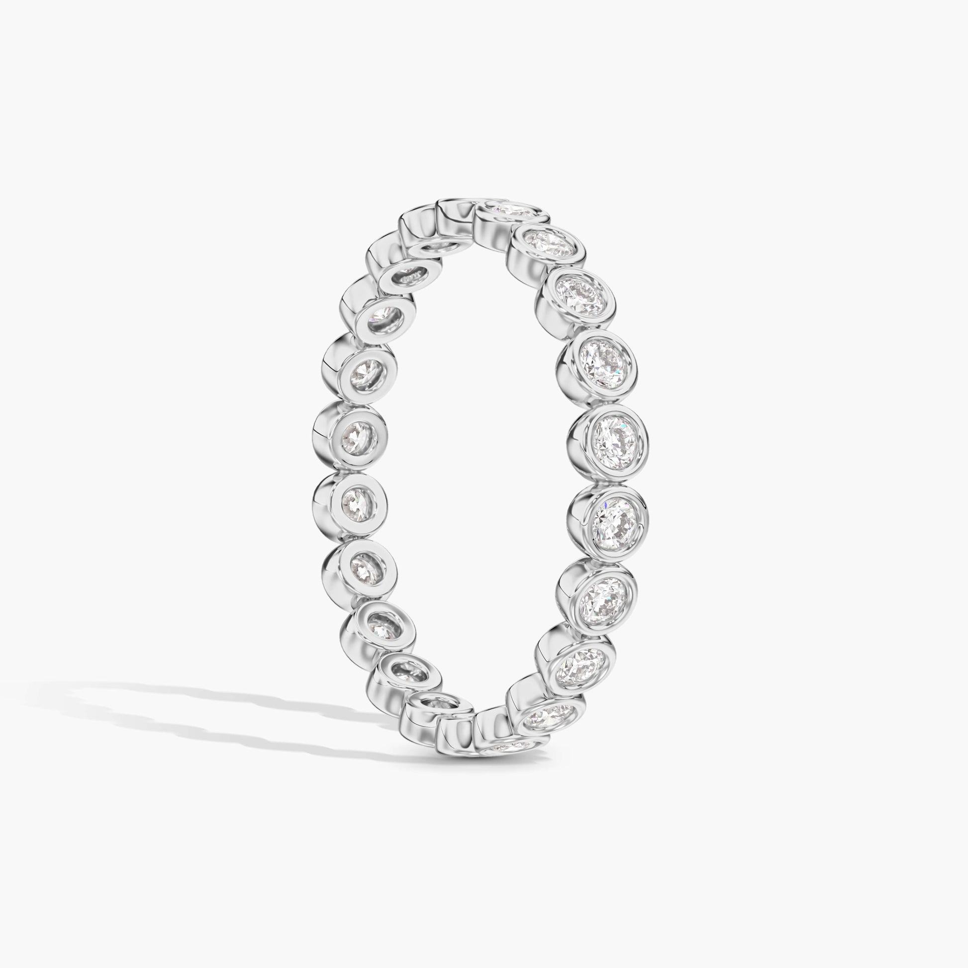 Silver ring with small diamonds 
