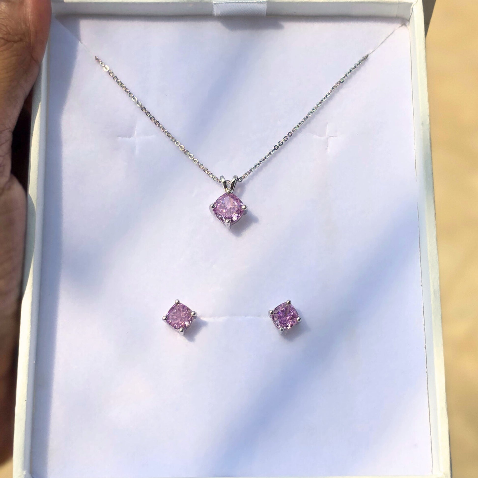pink diamond necklace