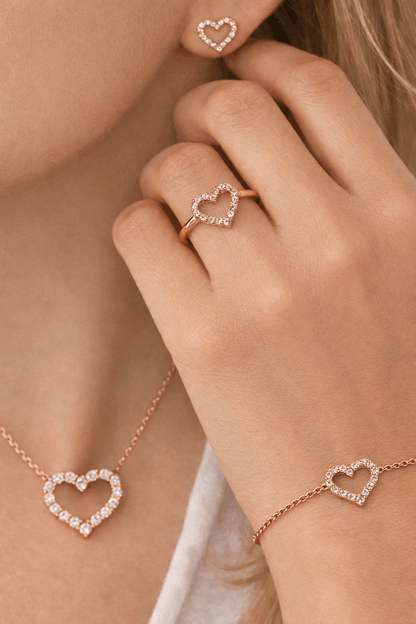 heart-shaped ring, Earrings, bracelet, and necklace set