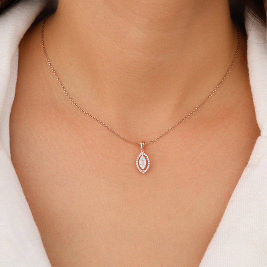 Diamond silver necklace