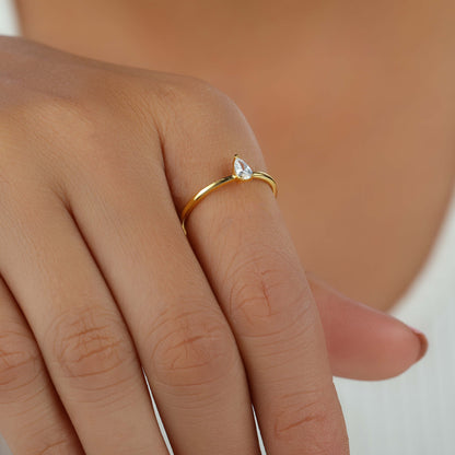 single diamond ring for women