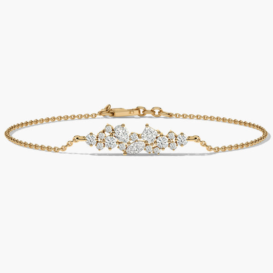 Gold bracelet with diamond accents 