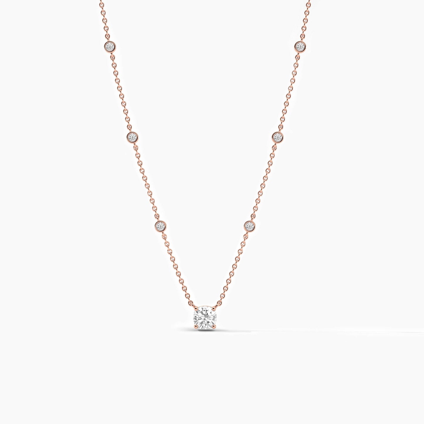 Round-cut simple diamond necklace