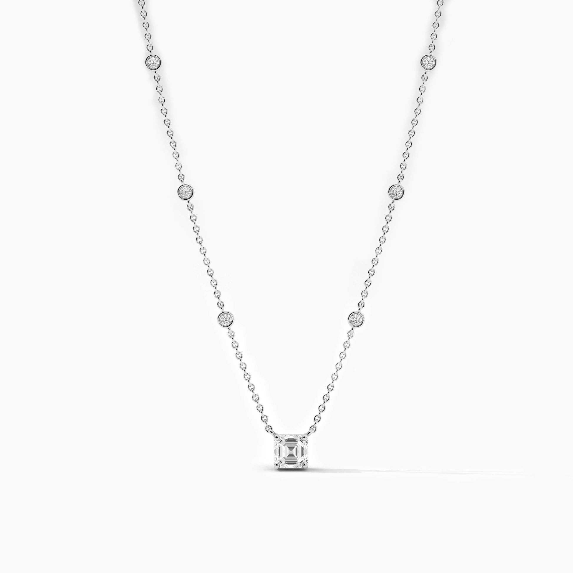 Silver simple diamond necklace
