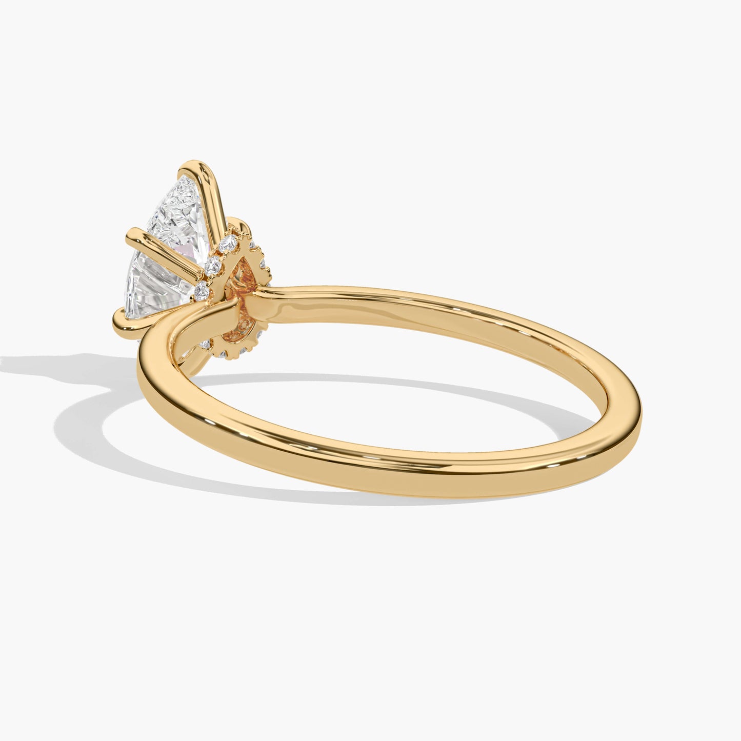 pear cut diamond engagement ring