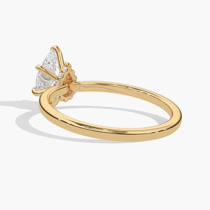 pear cut diamond engagement ring