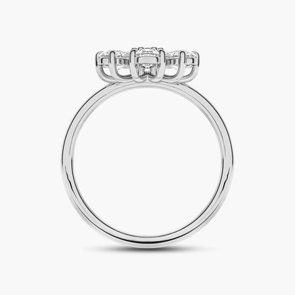 Silver ring with a diamond 