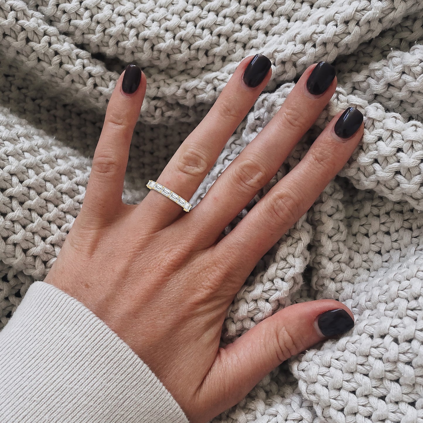 horizontal emerald ring