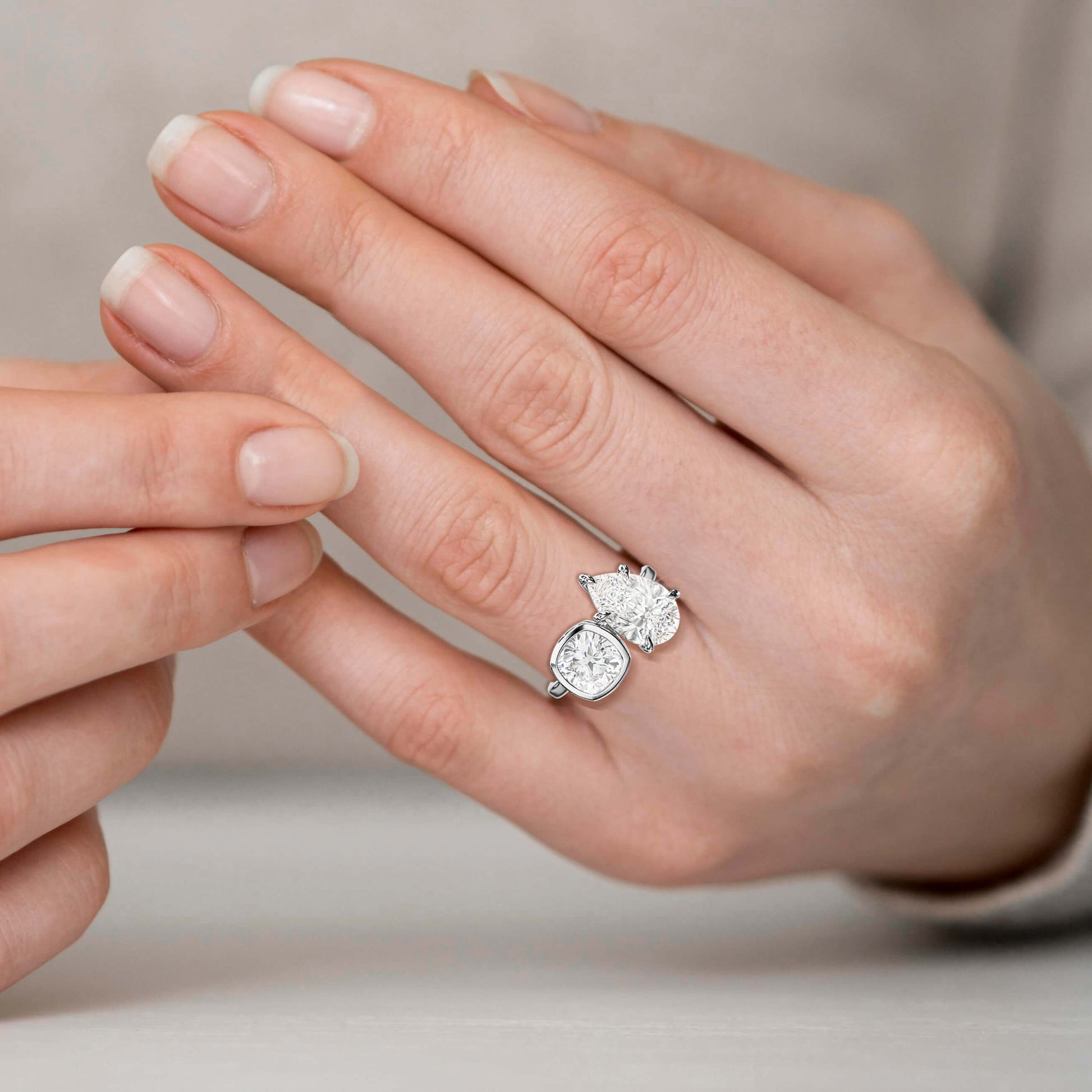 Two diamond toi et moi ring