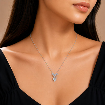 Diamond pendant in silver