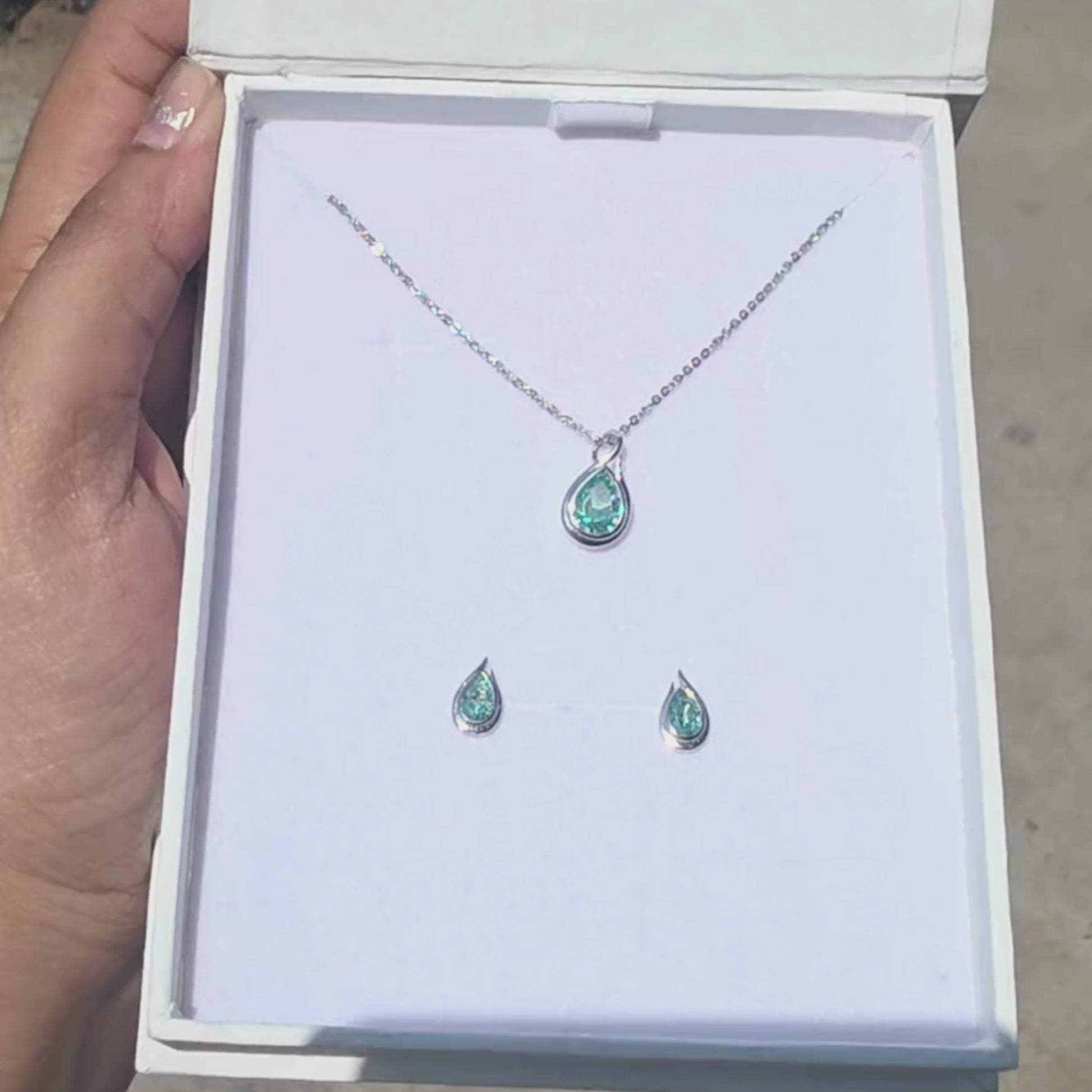 topaz necklace
