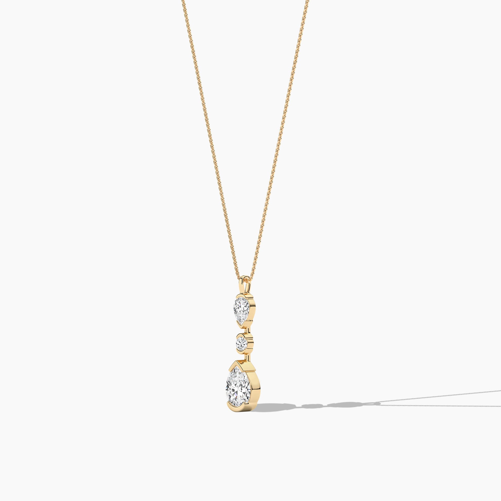contemporary diamond necklace​