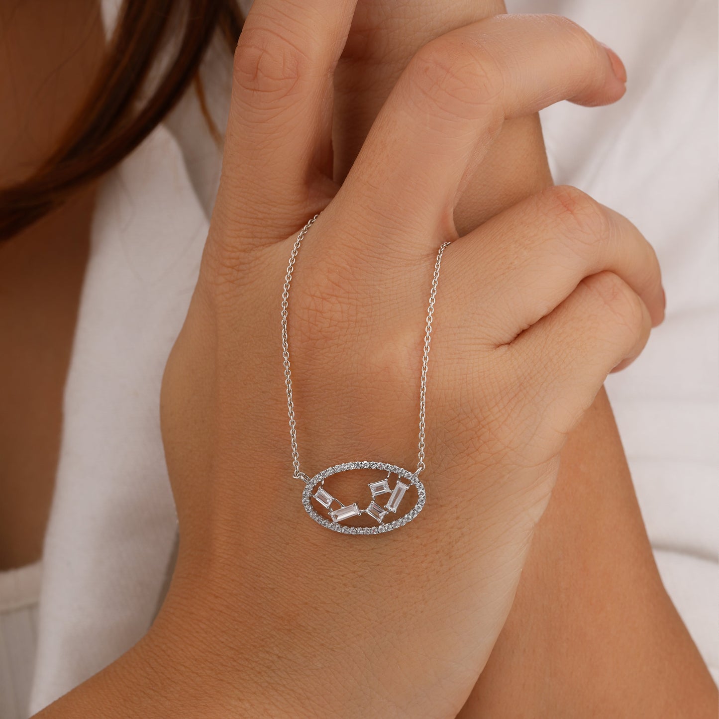 silver necklace for women​