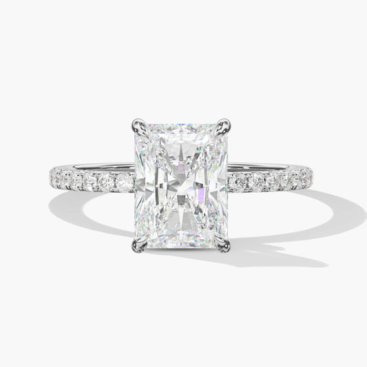 Radiant diamond ring